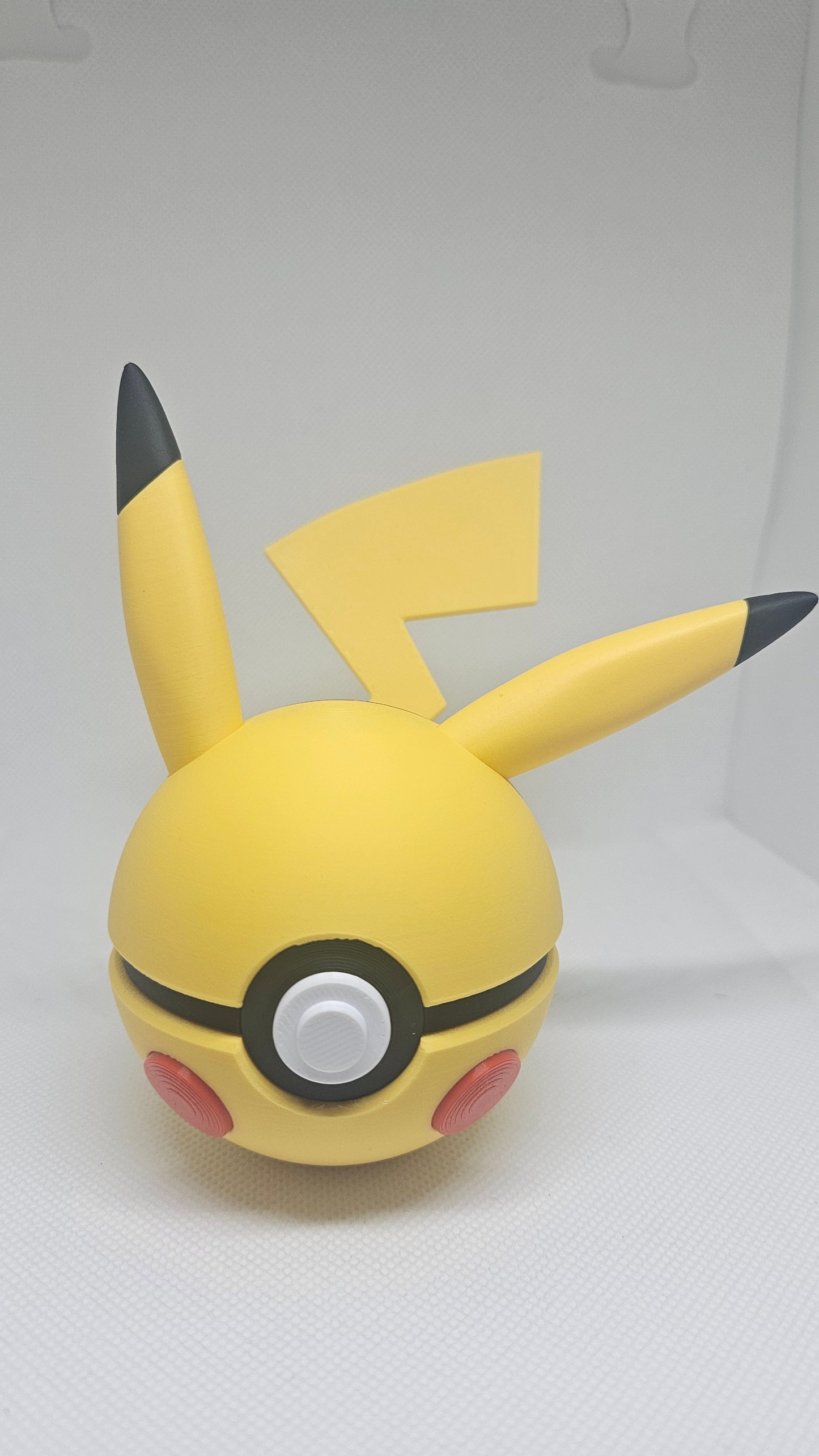 #0025 Pikachu Ball – 3D Printed Pokéball (7 cm)