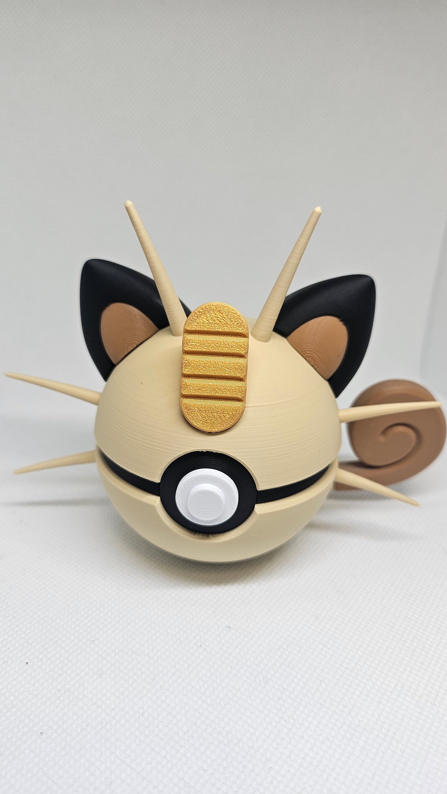 #0052 Meowth Ball – 3D Printed Pokéball (7 cm)