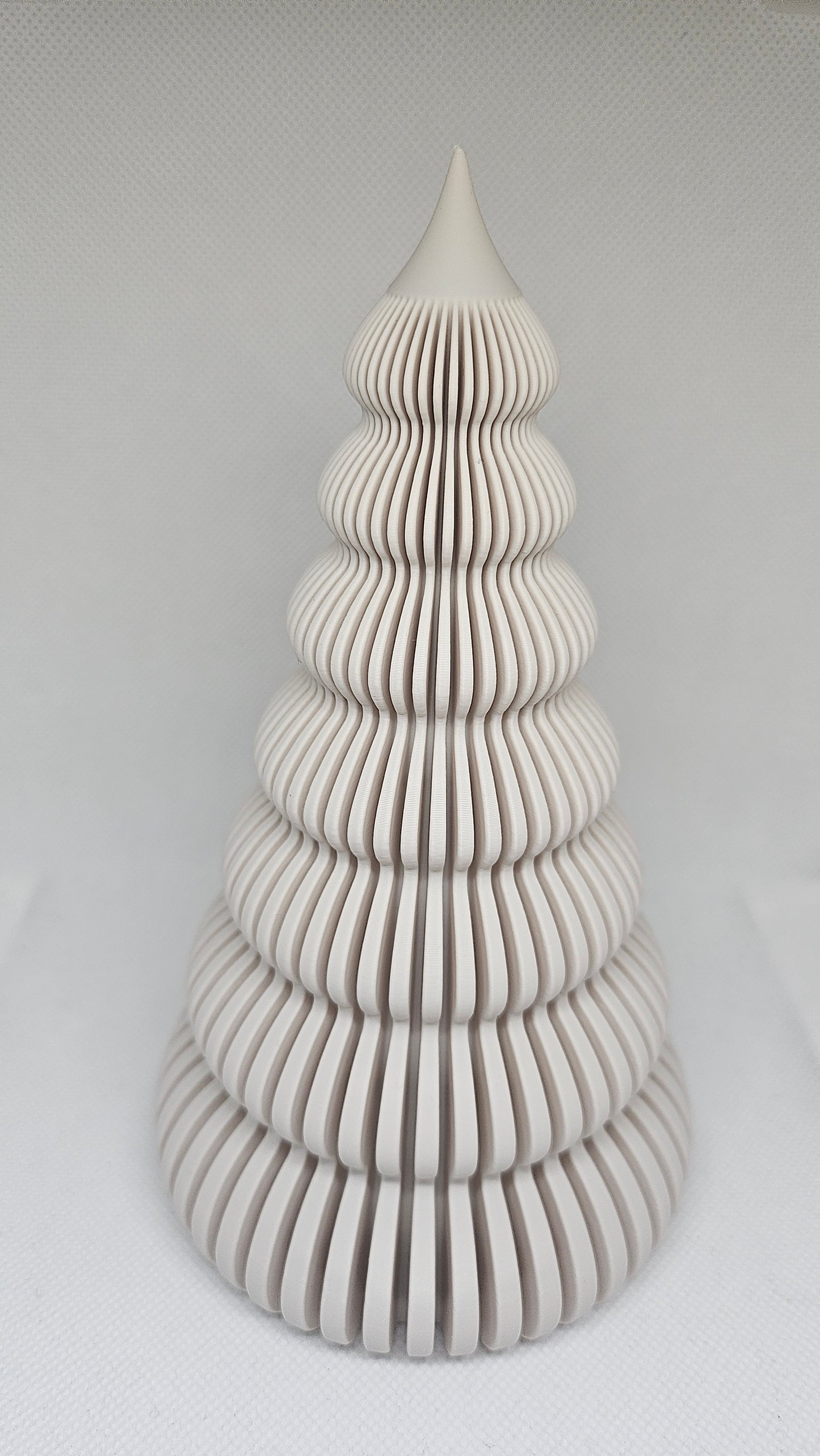 Geometrische Kerstboom – 3D Geprint Beeldje (17,5 cm)