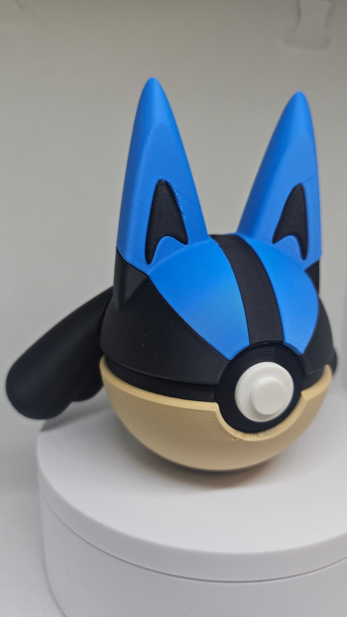 #0448 Lucario Ball - 3D Printed Pokéball (7 cm)