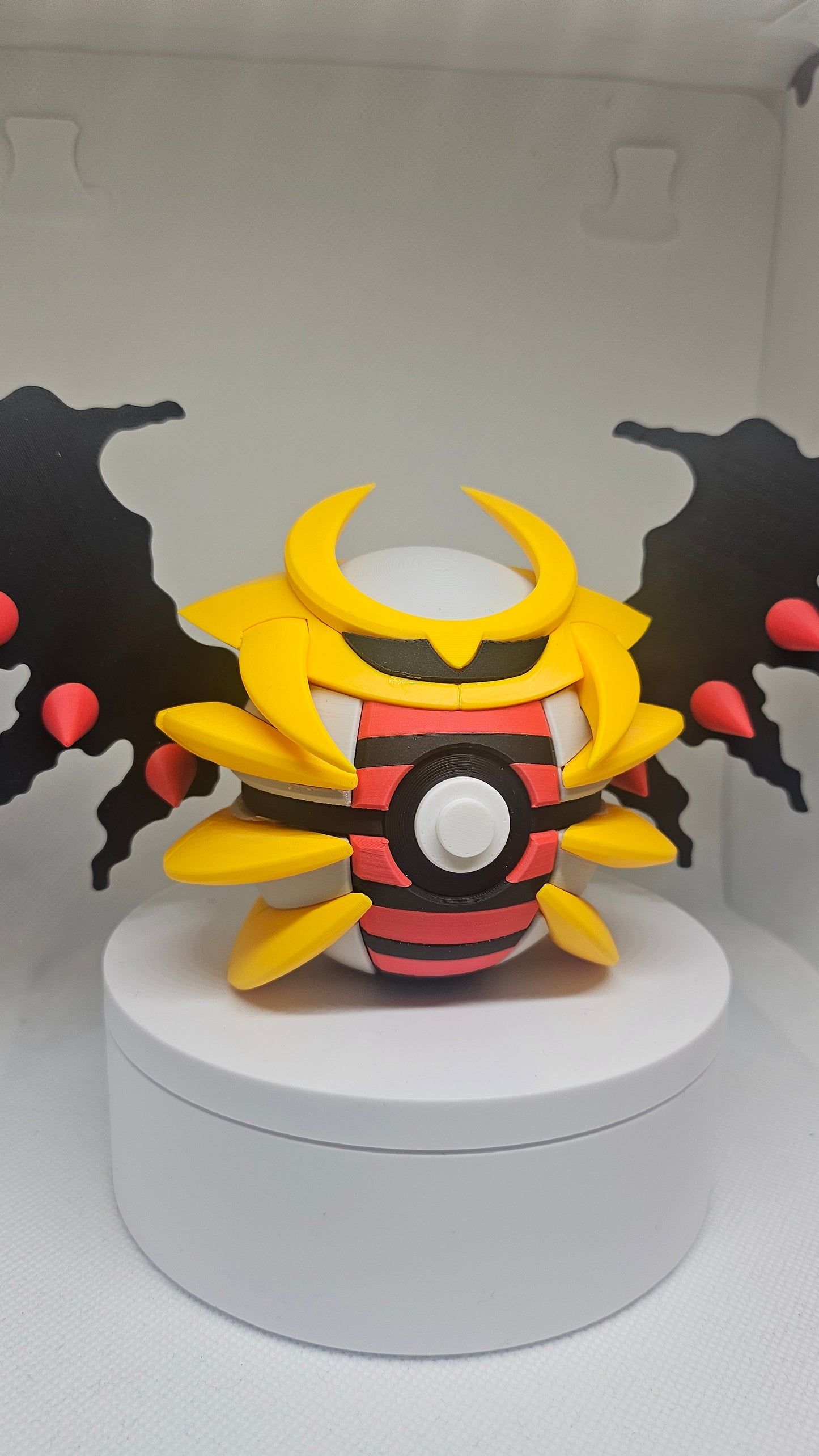 #0487 Giratina Ball - 3D Printed Pokéball (7 cm)