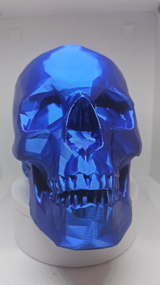 Low Poly Skull - Blue/Magenta Color Shift - 18 cm