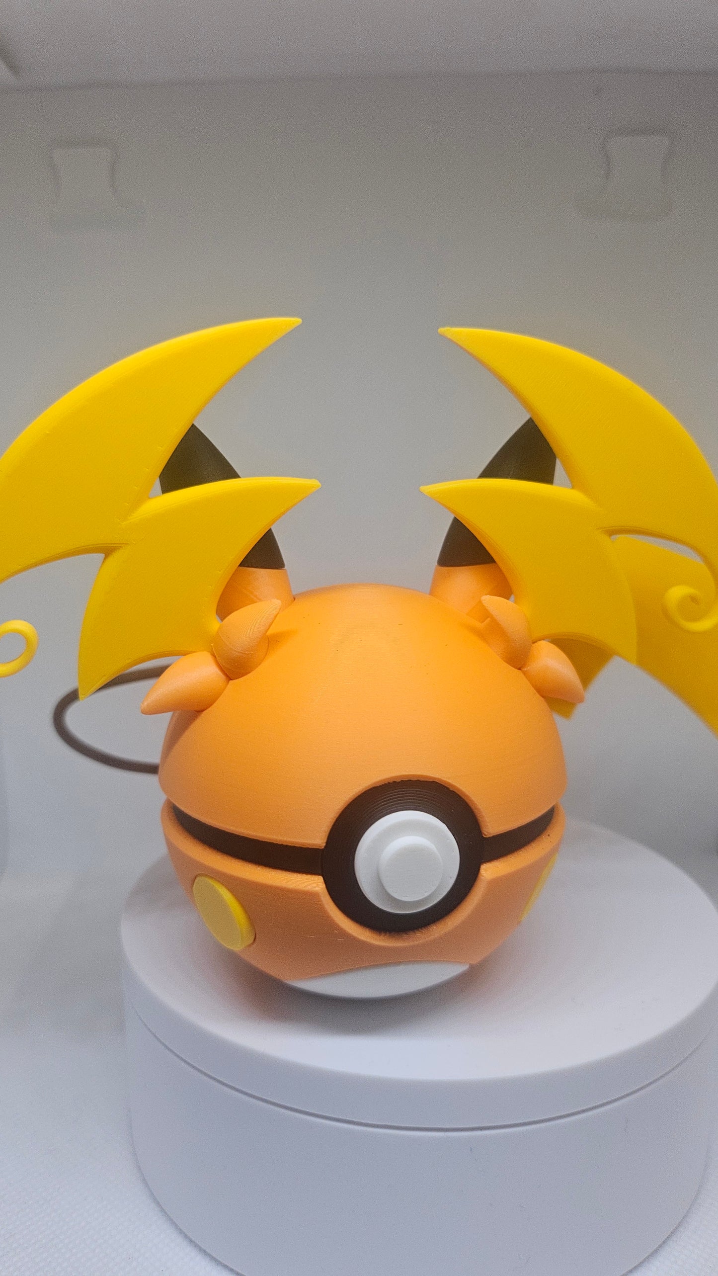#0026 Mega Raichu Y Ball - 3D Printed Pokéball (7 cm)