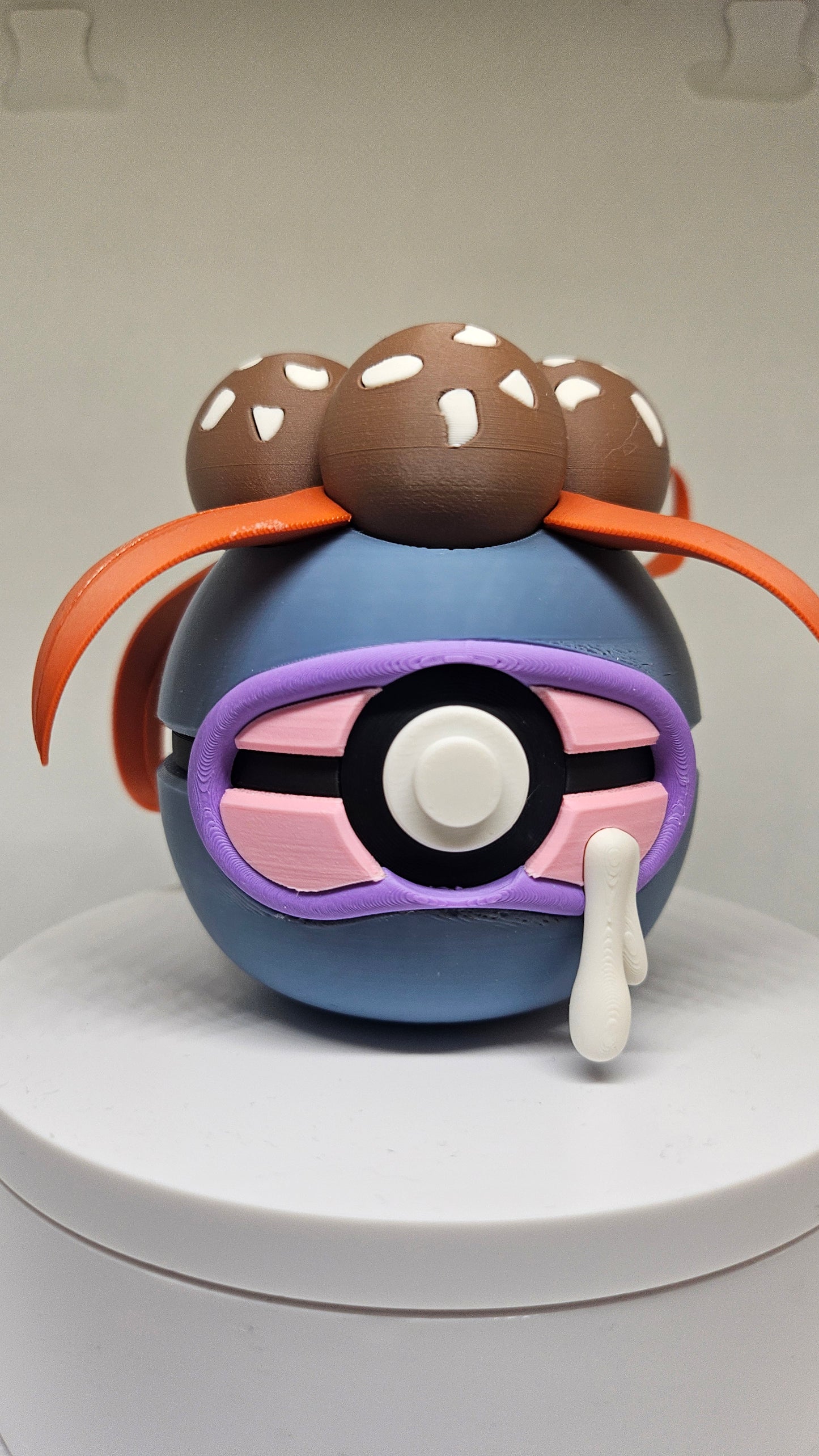 #0044 Gloom Ball - 3D Printed Pokéball (7 cm)