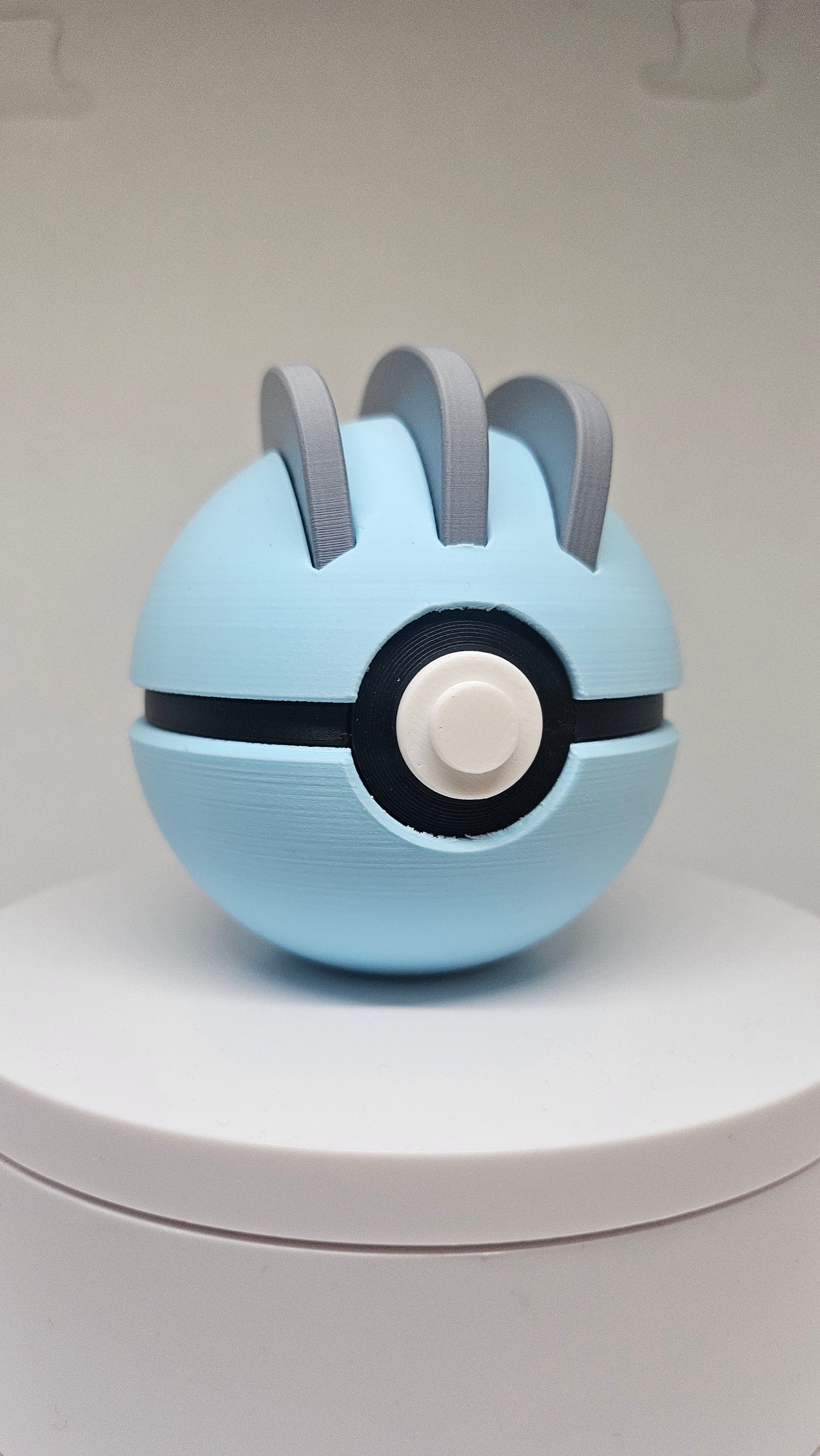 #0066 Machop Ball – 3D Printed Pokéball (7 cm)