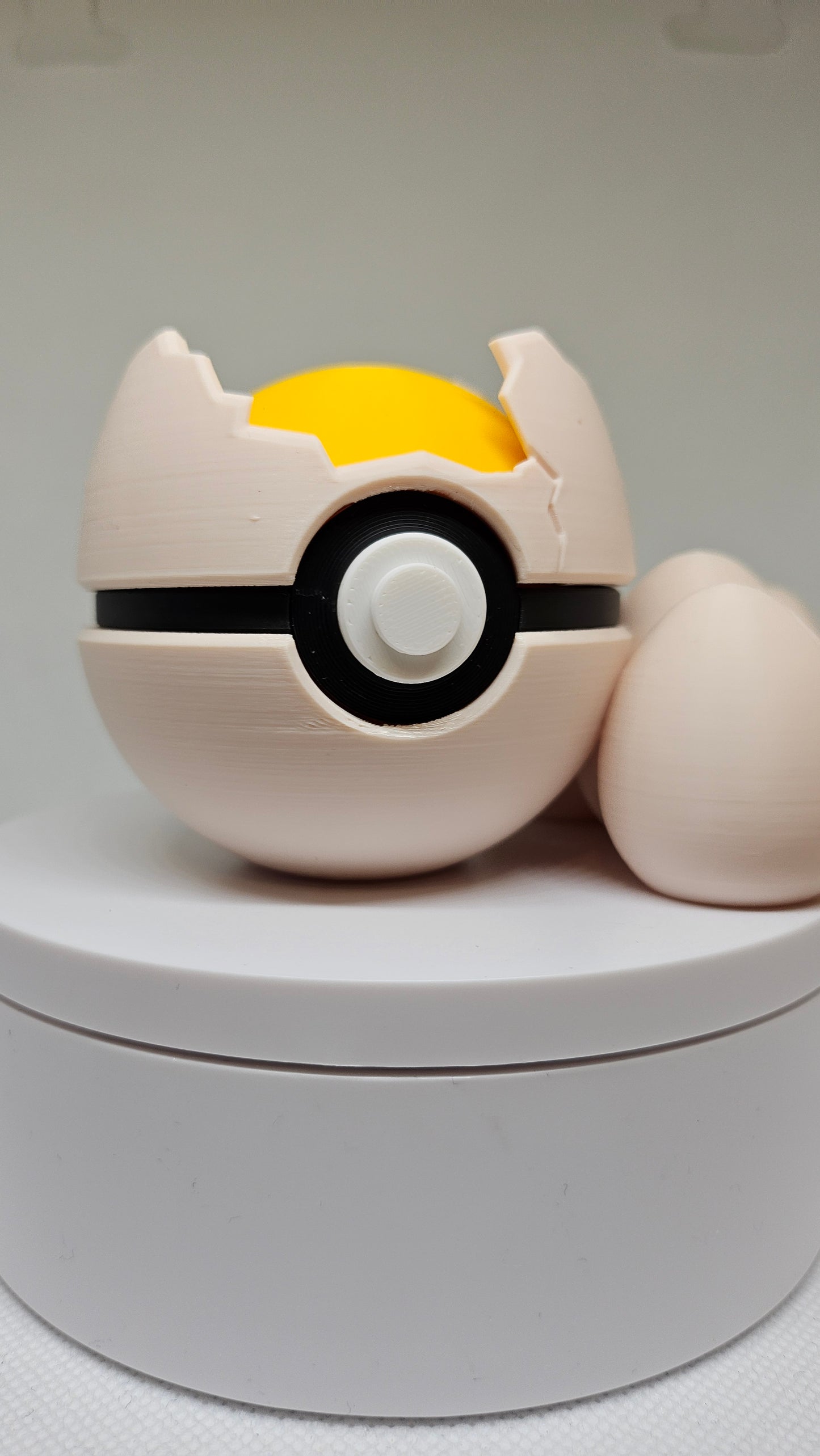 #0102 Exeggcute Ball - 3D Printed Pokéball (7 cm)