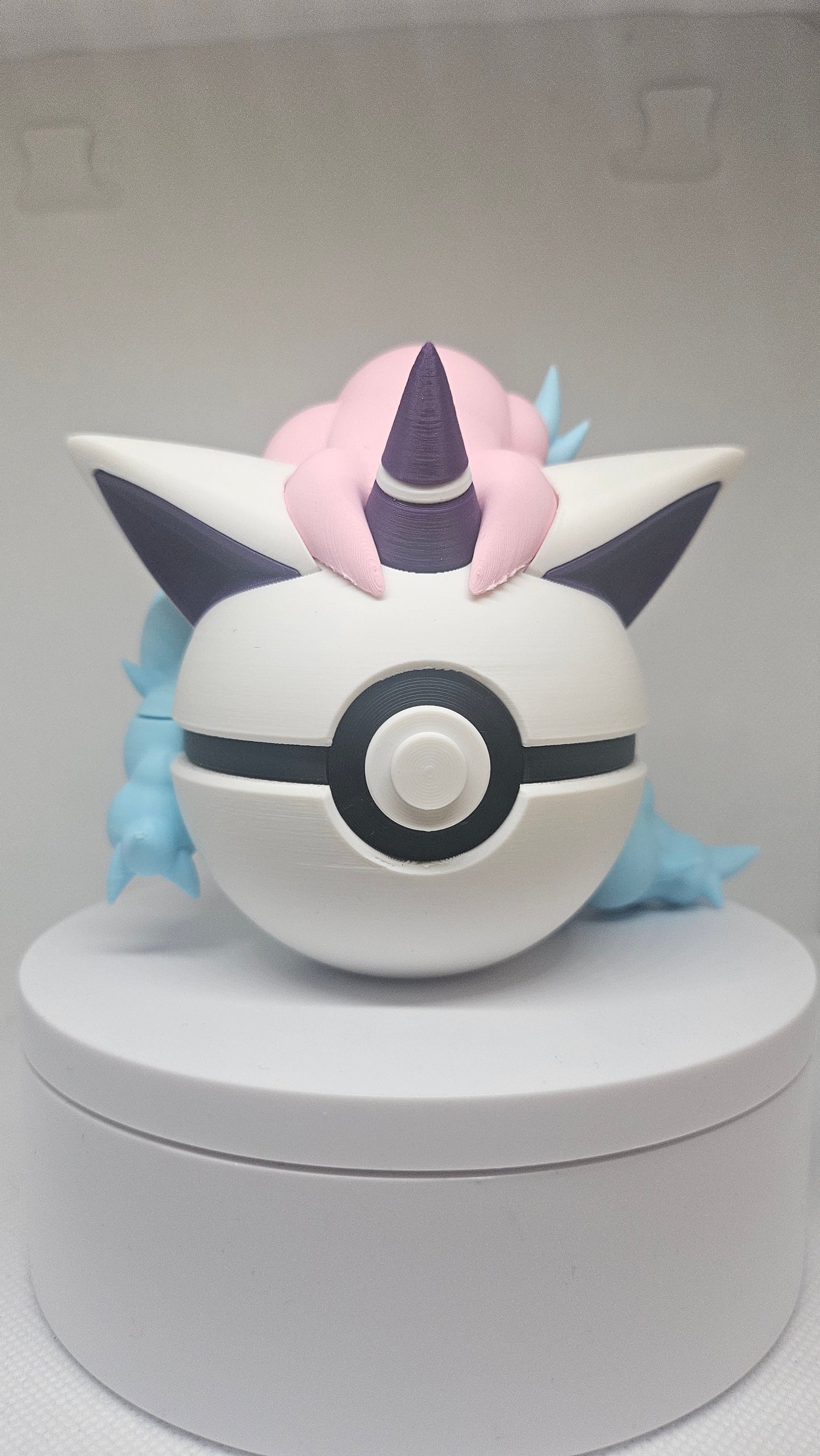 #0077 Galarian Ponyta Ball - 3D Printed Pokéball (7 cm)