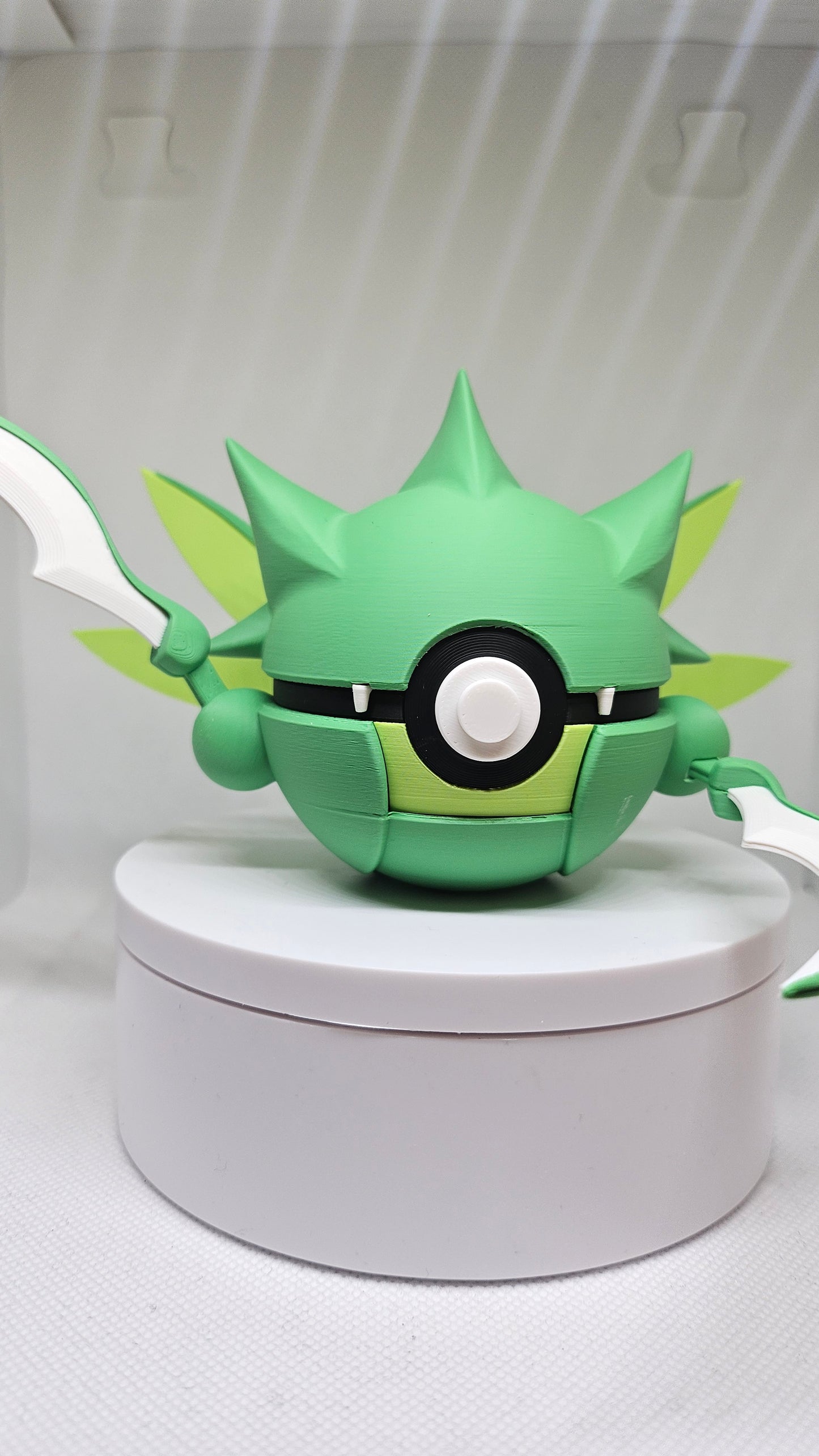 #0123 Scyther Ball - 3D Printed Pokéball (7 cm)