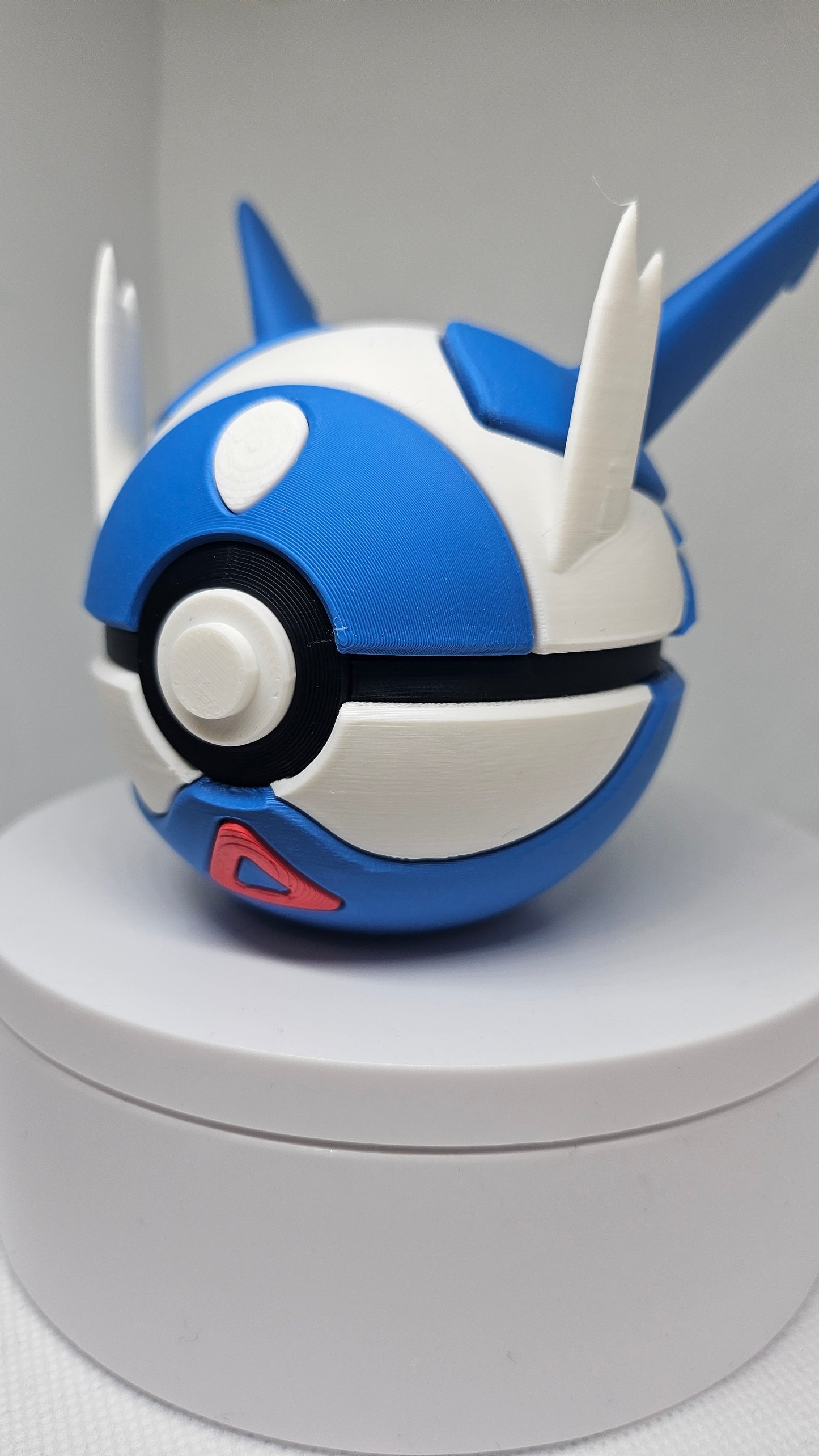 #0381 Latios Ball - 3D Printed Pokéball (7 cm)